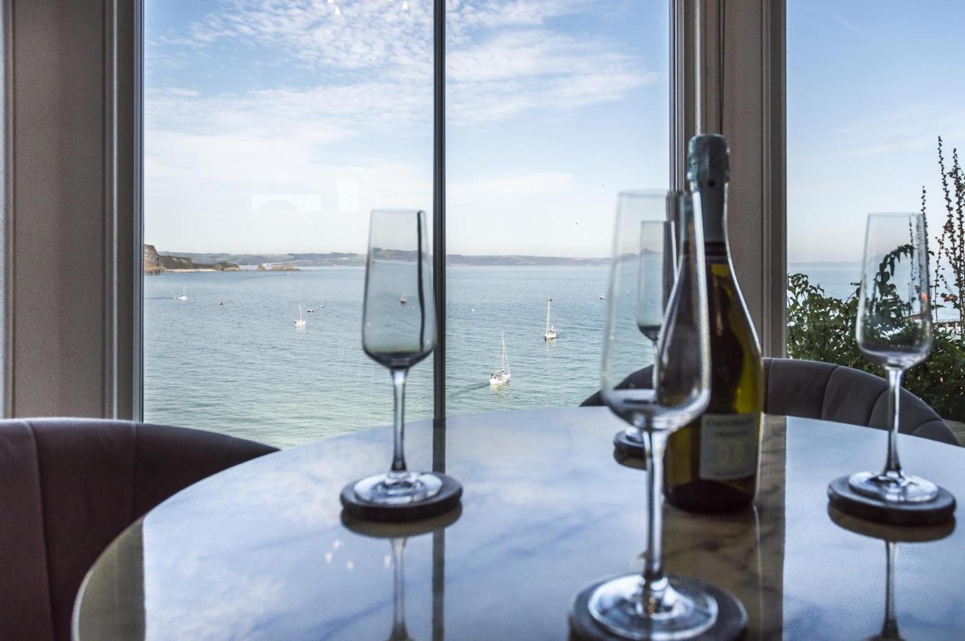 Pieces Of Eight - 2 Bedroom Apartment - Tenby - Kültér fotó