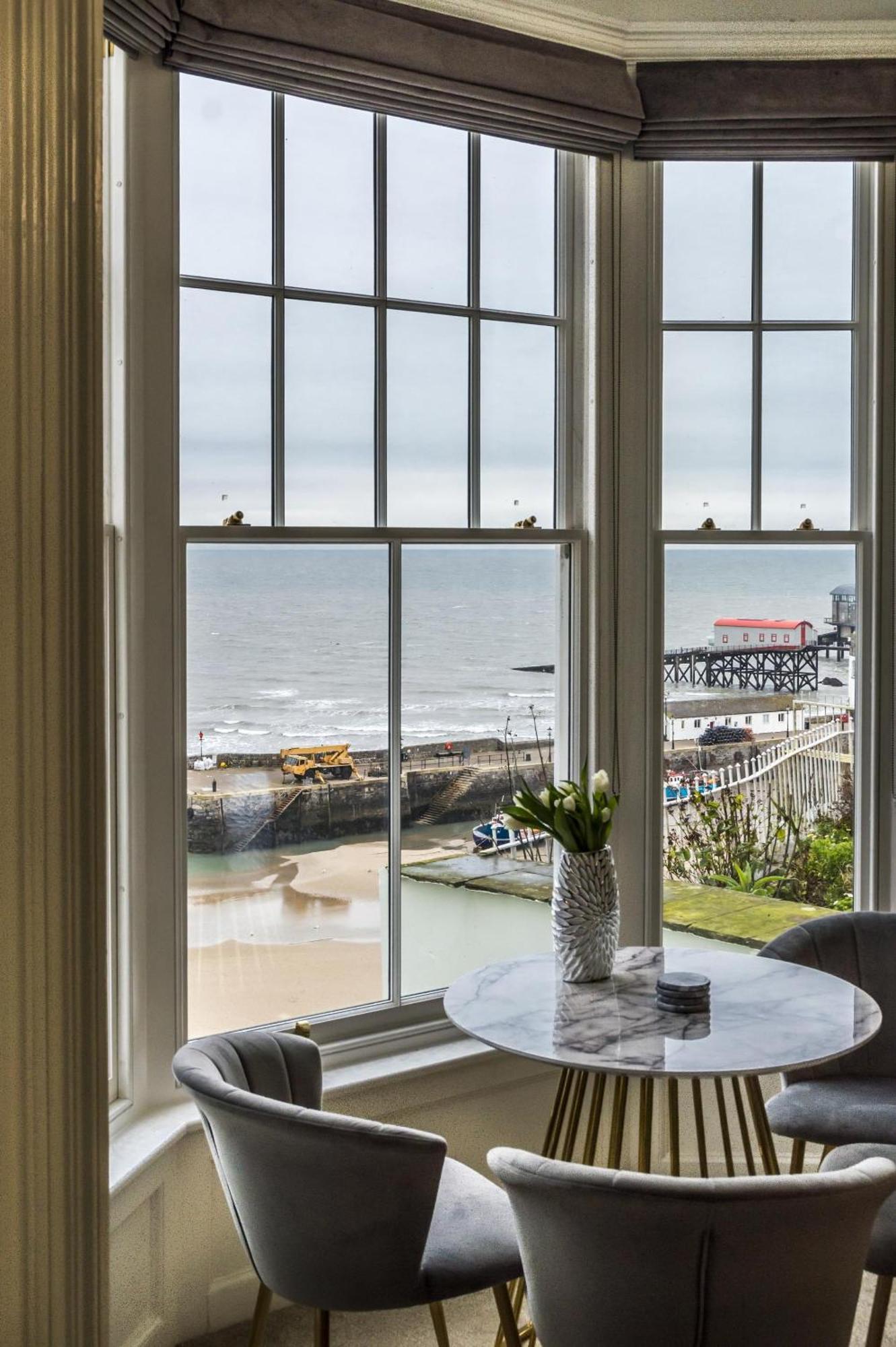 Pieces Of Eight - 2 Bedroom Apartment - Tenby - Kültér fotó