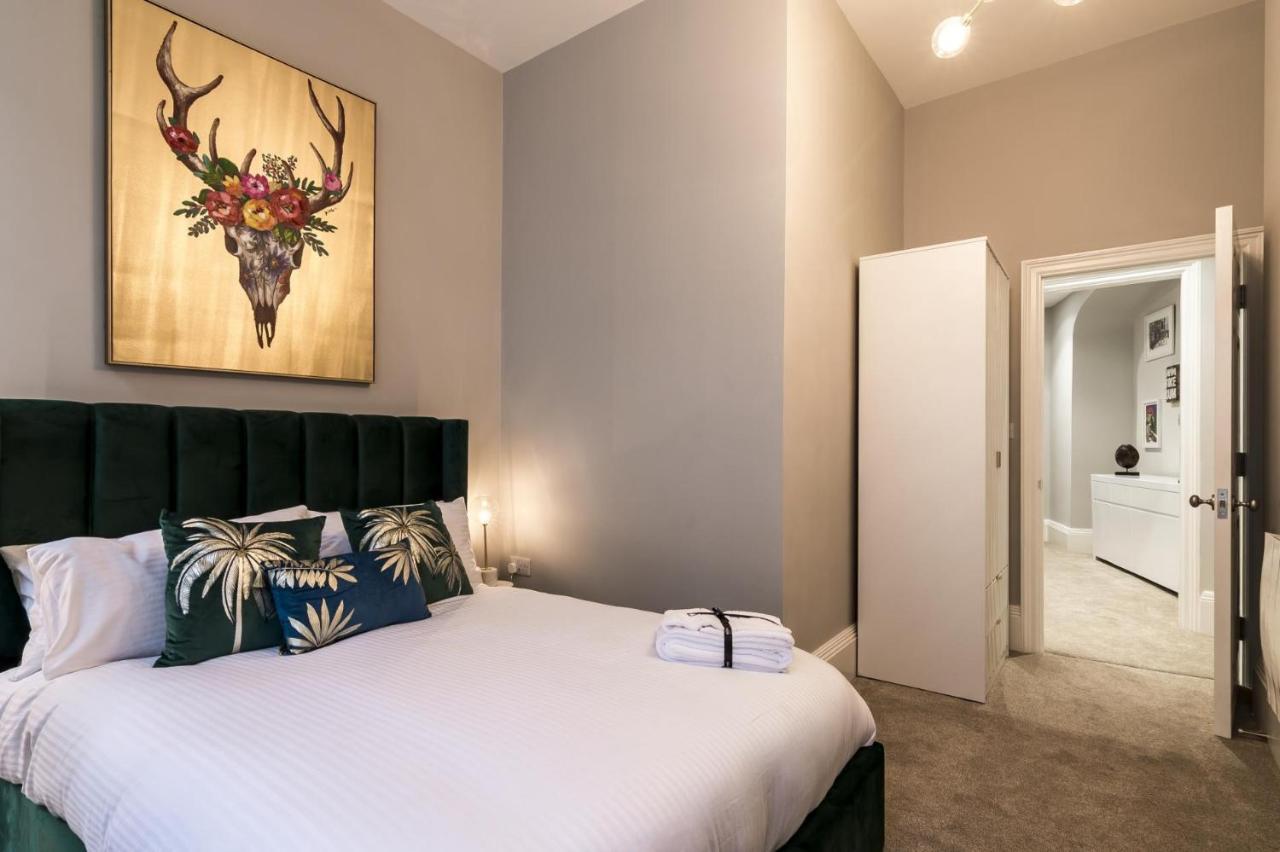 Pieces Of Eight - 2 Bedroom Apartment - Tenby - Kültér fotó