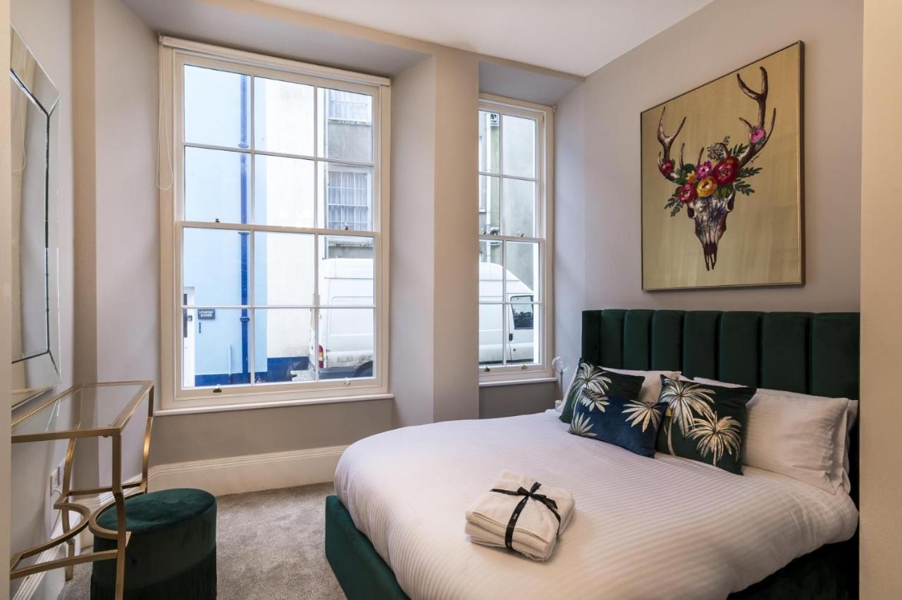 Pieces Of Eight - 2 Bedroom Apartment - Tenby - Kültér fotó